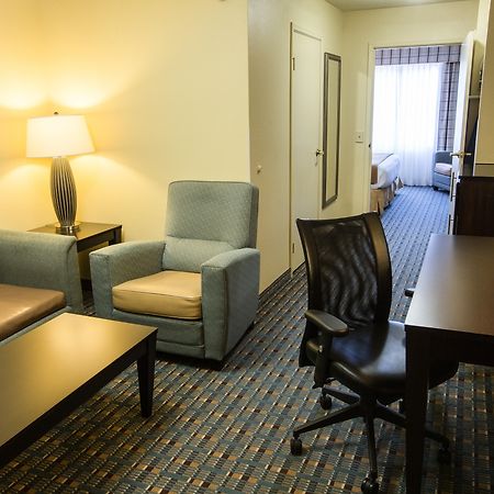 Holiday Inn Express Alpharetta - Roswell By Ihg Luaran gambar
